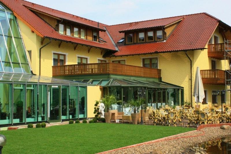 Bayerisches Landhaus Hotel Bielefeld Eksteriør billede