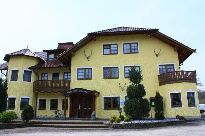 Bayerisches Landhaus Hotel Bielefeld Eksteriør billede
